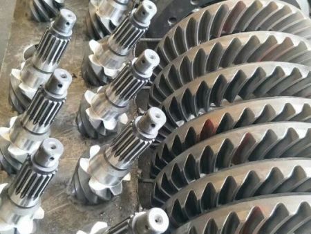 洛陽壓路機配件